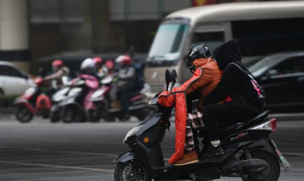 青海：明(míng)年起電動自(zì)行車要上(shàng)牌